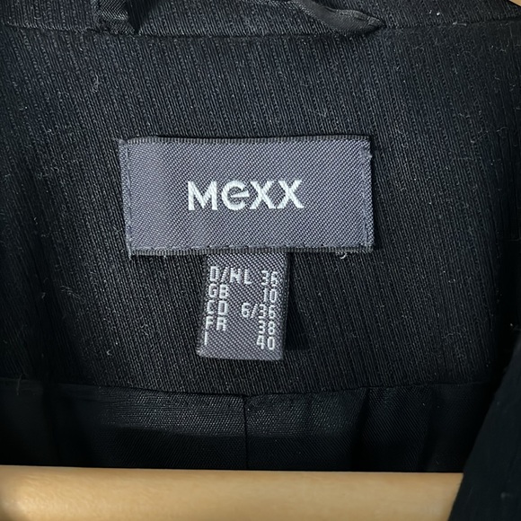 MEXX 2 piece suit - blazer and skirt - Picture 3 of 7